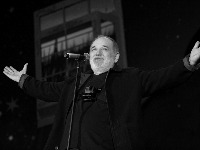 Evo zašto svi i dalje slušaju Balaševića: Fenomen koji ne prolazi