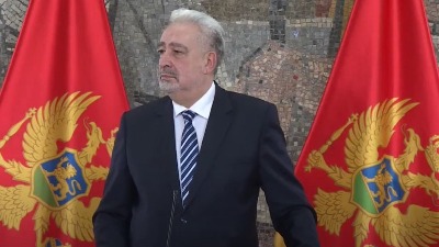 Krivokapić odbio da preda dužnost Abazoviću