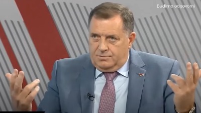 Dodik više neće moći da obavlja nijednu javnu funkciju?