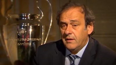 Platini predložio da fudbalski tim ima deset igrača