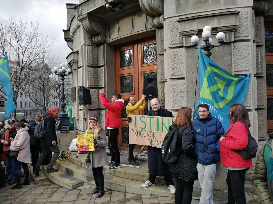Aktivisti na jednom od prethodnih protesta FOTO: Direktno.rs