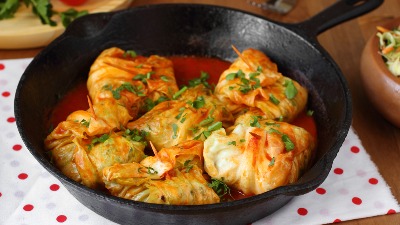 Taste Atlas objavio MAPU SARMI - nastao RAT na mrežama: Turci najglasniji, Bugari OČAJNI, a oglasili se i Egipćani (FOTO)