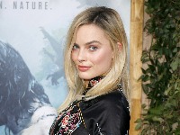 Najlepša žena sveta se DORADILA: Evo šta je sve RADILA NA SEBI (VIDEO) 