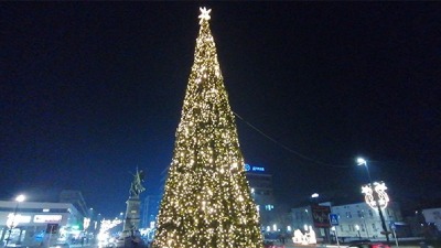 Više nego ikad: Ovo su cene novogodišnja dekoracija u gradovima u Srbiji