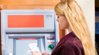 U Grčkoj stupaju na snagu NOVA PRAVILA na bankomatima