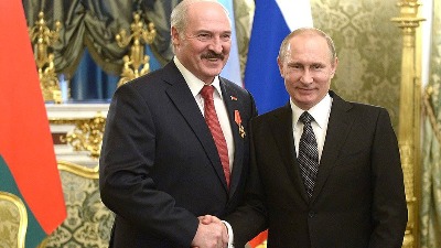 Lukašenko: Razgovarao sam s Putinom kako preživeti