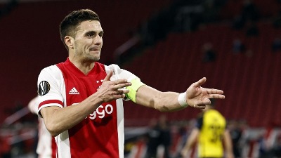 Kraj ljubavi Tadića i Ajaksa? Čeka Bešiktaš!