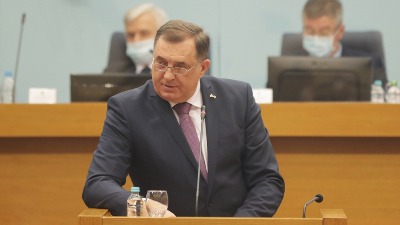 "Valjate se u blatu koje smrdi": Dodik izvređao opoziciju
