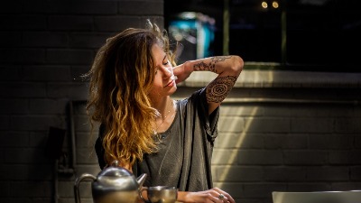 Kako se osloboditi bolova i ukočenosti u vratu?