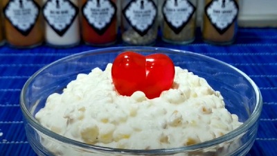 Salata sa ćuretinom i semenkama