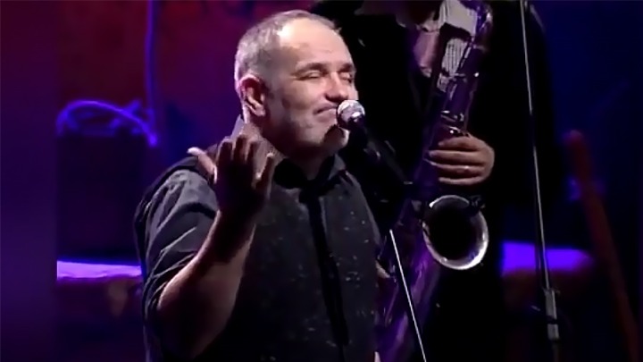 Kako je Đole Balašević govorio o svojoj pesmi "DNO DNA": "Mišljenje je najveća sloboda u ovom trenutku"