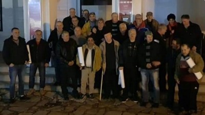 "Borci neće više da čekaju, OSTAVKE"