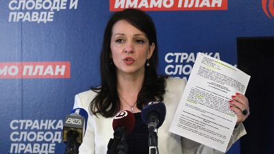 Tepić: Kisić laže, njen brat je izvršni direktor Tepić: Kisić laže, njen brat je izvršni direktor