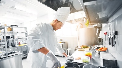 Ugostiteljske usluge u Srbiji skuplje za 12 odsto