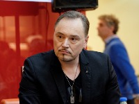Knezova pesma iz 90-ih postala najveći hit među učesnicima blokada (FOTO)