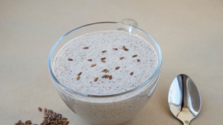 Najjači prirodni napitak protiv parazita: 3 sastojka ČISTE CREVA posle samo 3 dana