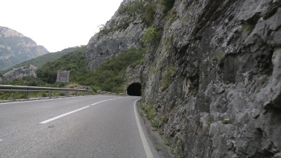 Pooštrene mere za ulazak u Crnu Goru