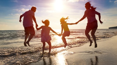 Zovu vas da se sa odmora vratite na posao? Da li poslodavcima to zakon omogućava