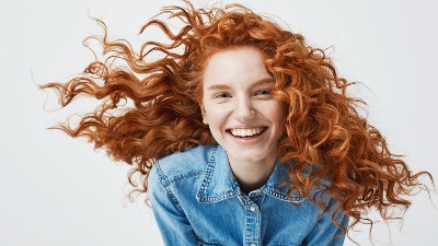 Top 3 kozmetička proizvoda koja će svaku kovrdžavu kosu učiniti savršenom