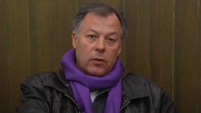 Uhapšen Boško Savković, nosio lutku "obešenog predsednika"