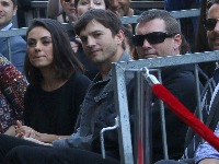 Ovako izgleda KUĆA Mile Kunis i Eštona Kučera: Sve su uradili PO SVOM (FOTO) 