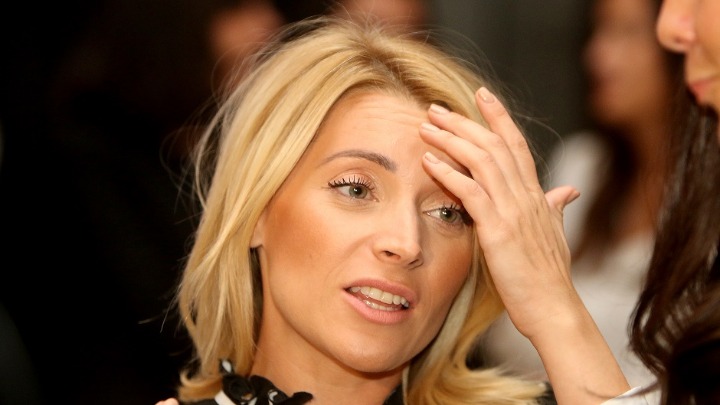 Anđelka odbrusila voditelju na pitanje o razvodu : "Vidite li vi mene?"