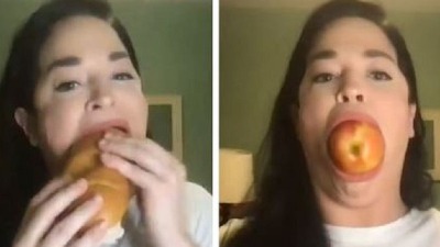 Žena s najvećim ustima pokazala šta staje u njih (VIDEO)