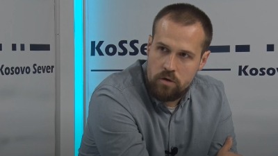 Jakšić: Vučićeva politika prema Kosovu i Metohiji se svela na kontejner