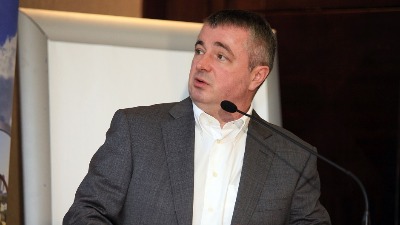 Da li Bajatoviću pišu naučne radove i ko su "kolege" Da li Bajatoviću pišu naučne radove i ko su "kolege"
