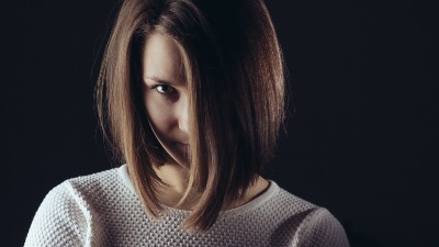 Dijagnostikovana psihopatkinja otkriva 3 osobine koje odaju psihopate 