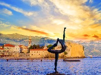 Totalni ŠOK: Ovako je Budva izgledala nekad, a danas... (FOTO)