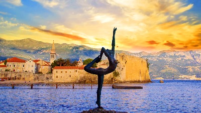 Totalni ŠOK: Ovako je Budva izgledala nekad, a danas... (FOTO)