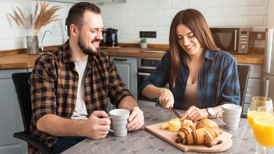 Ovo jedete za doručak? Stručnjaci upozoravaju na 5 izbora koji mogu da naruše zdravlje