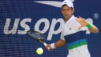 Nole gubio, pa ubacio u petu za osminu finala