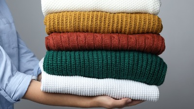 Ne bacajte omiljeni džemper: Trik sa regeneratorom za kosu ga vraća u prvobitno stanje