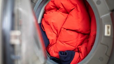 Perete zimsku jaknu? Ubacite samo 1 stvar u bubanj i biće kao NOVA 