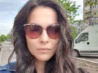 Naša glumica (38) pokazala kako obrađuje zemlju na selu: Kupila mašinu vrednu 13.000 EVRA (FOTO, VIDEO) 