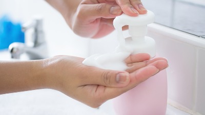 POVUČEN ZBOG OSIPA PO RUKAMA Vrtić na Voždovcu izbacio iz upotrebe sporni sapun 