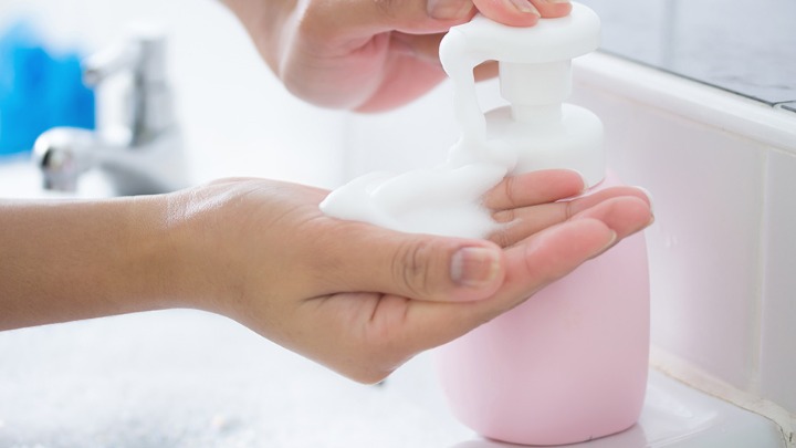 POVUČEN ZBOG OSIPA PO RUKAMA Vrtić na Voždovcu izbacio iz upotrebe sporni sapun 