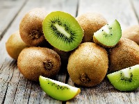 Država zabranila uvoz 20 tona kivija iz Srbije: Pronađene LARVE I INSEKTI