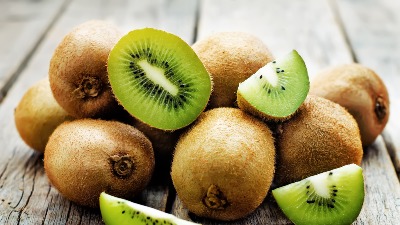 Država zabranila uvoz 20 tona kivija iz Srbije: Pronađene LARVE I INSEKTI