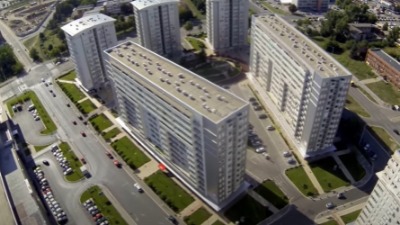 Goreo objekat kod Delta sitija, gasilo ga 19 vatrogasaca