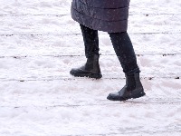 Stavite ovo u obuću pre izlaska iz kuće i noge vam se nikada NEĆE SMRZNUTI 