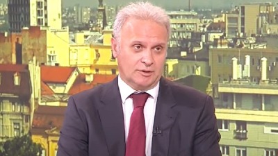 "Umazati ih u katran i u perje, gurnuti na ulicu i pucati oko nogu": Ideje na Informeru za obračun sa "izdajnicima" (VIDEO)