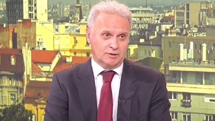 "Umazati ih u katran i u perje, gurnuti na ulicu i pucati oko nogu": Ideje na Informeru za obračun sa "izdajnicima" (VIDEO)