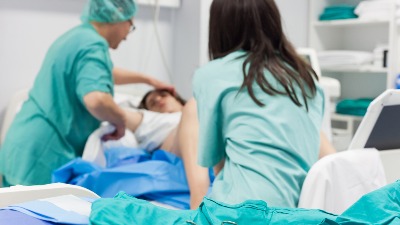 Teška porođajna priča iz Beograda: Povredili su mu glavu