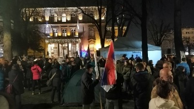 Eko aktivisti proveli noć u šatorima ispred Predsedništva
