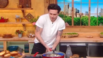 Bekamov sin pravi picu: "Izgleda grozno" (VIDEO)