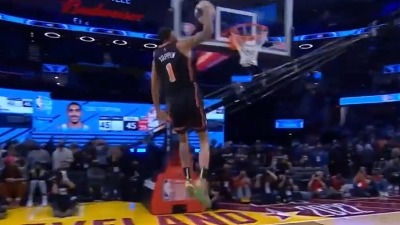 OL STAR: Pobednik trojkaš ušao u istoriju, mlaka zakucavanja!