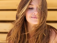Zaštita od sunca važna je i za kosu